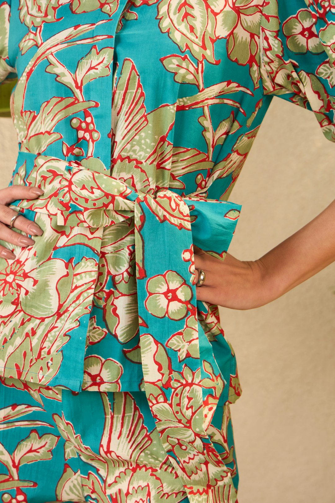 Femme hanches fines - solution efficace et rapide