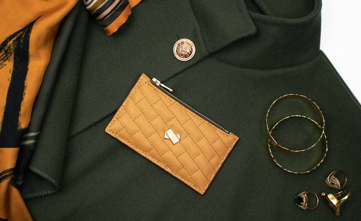 porte-cartes compact et élégant