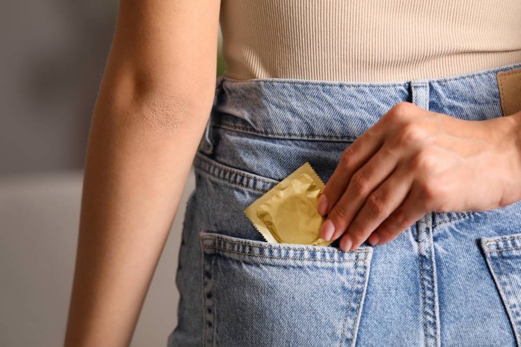 Préservatifs personnalisés : prévention et support de marque